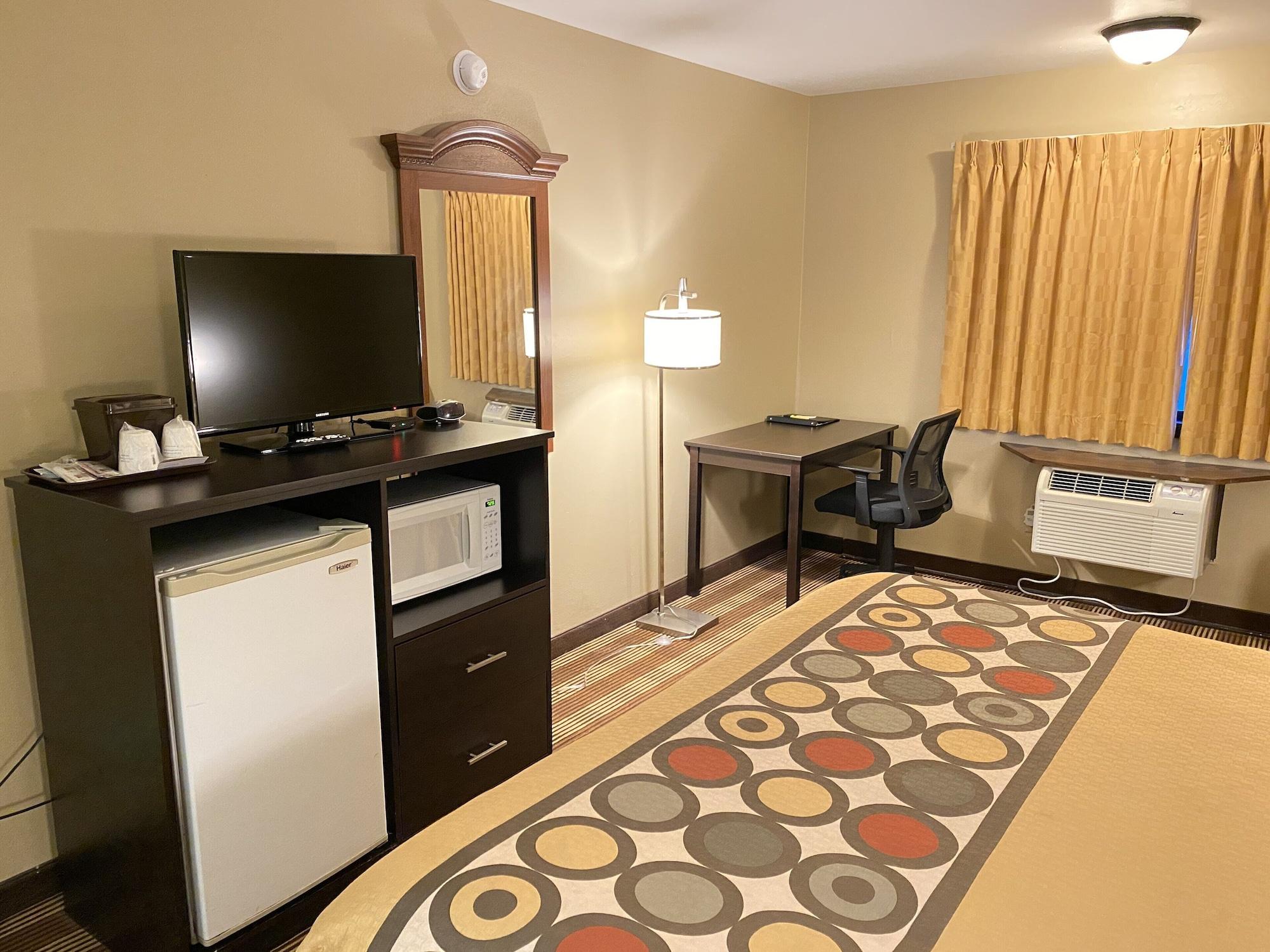 Super 8 By Wyndham Eau Claire Wi Hotell Exteriör bild