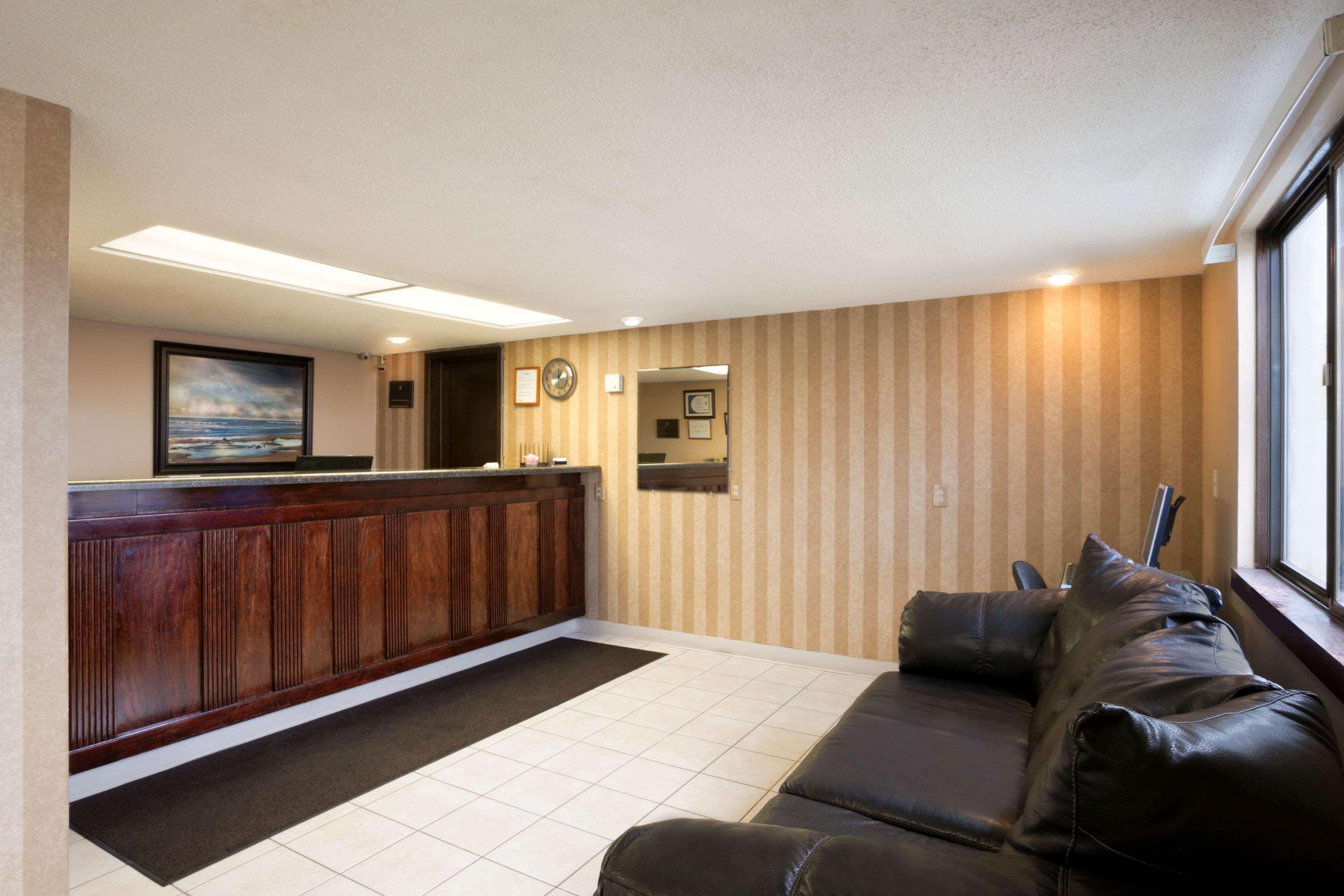 Super 8 By Wyndham Eau Claire Wi Hotell Exteriör bild
