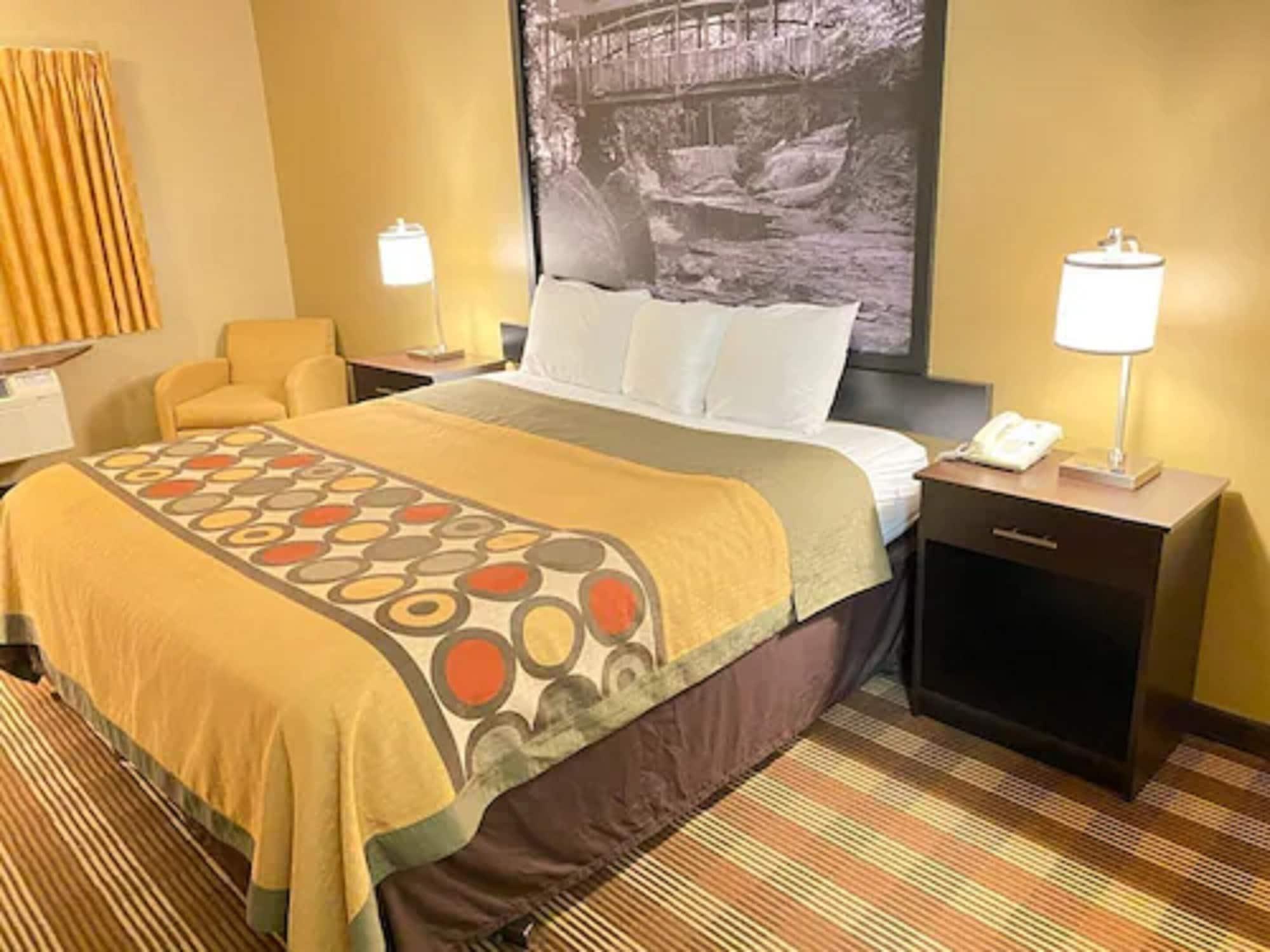 Super 8 By Wyndham Eau Claire Wi Hotell Exteriör bild