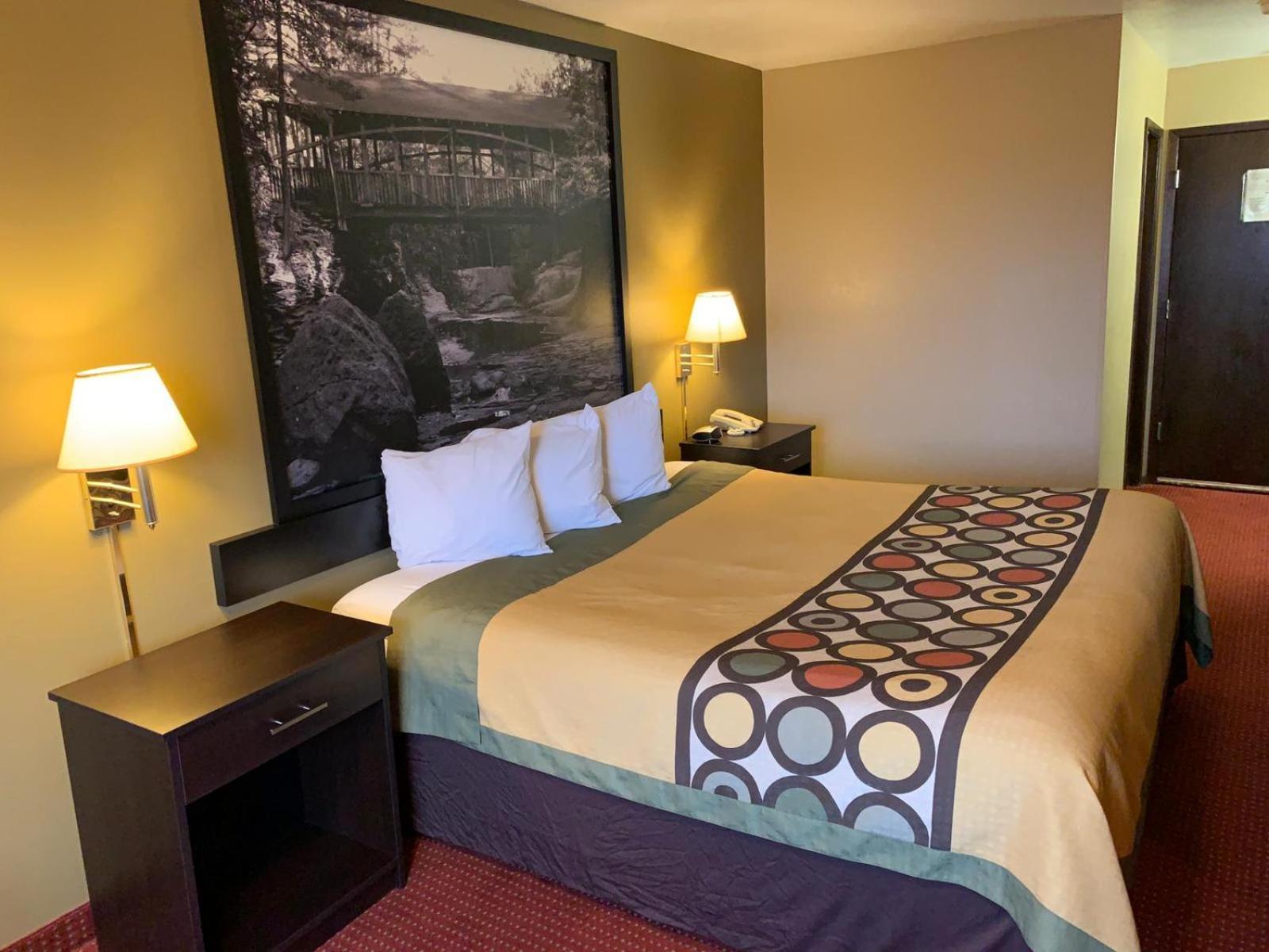 Super 8 By Wyndham Eau Claire Wi Hotell Exteriör bild