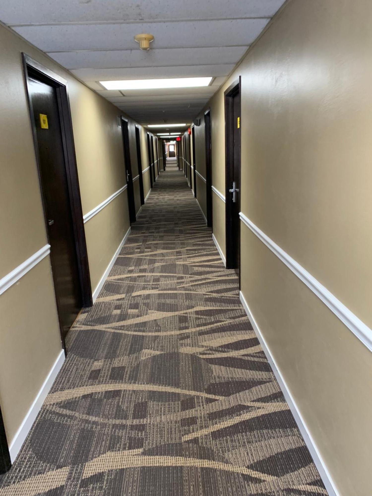Super 8 By Wyndham Eau Claire Wi Hotell Exteriör bild